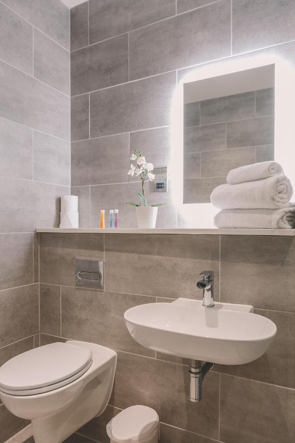 Park Lane Aparthotel By Urban Space Cardiff Luaran gambar